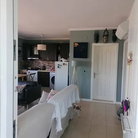 Bodrum'da Manzarali Havuzlu 2+1 Apartment *